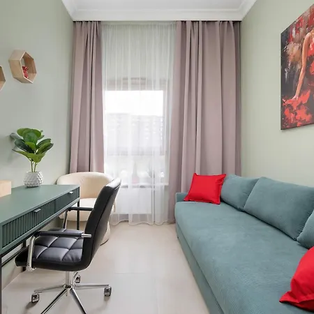 Exclusive In With 2 Parking Spaces, Desk And Air Conditioned Living By Renters Prestige Apartmán