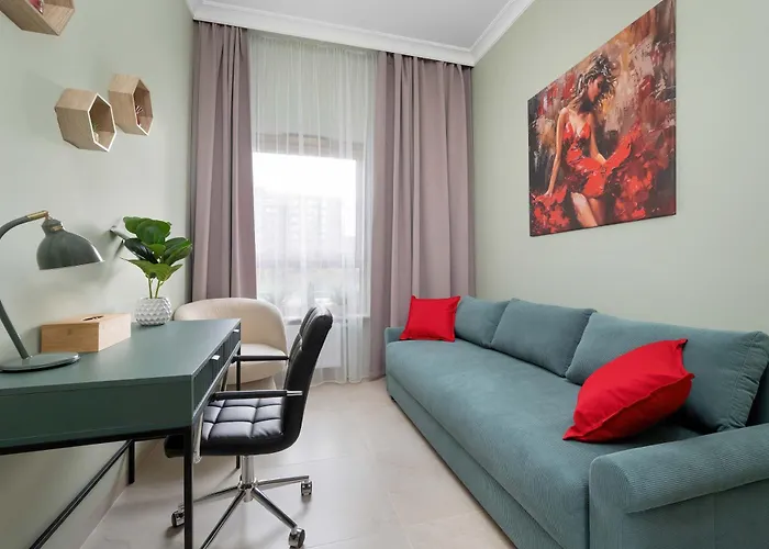 Exclusive In With 2 Parking Spaces, Desk And Air Conditioned Living By Renters Prestige Βρότσλαβ